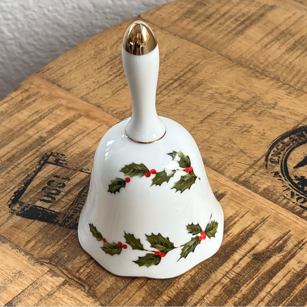Lefton China Porcelain Holly Holiday Bell Vintage 1985 Japan
